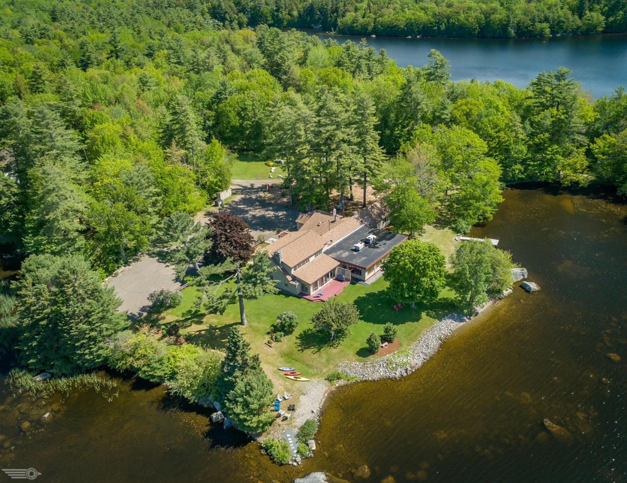 Alamoosook Lakeside Inn Orland Exterior foto